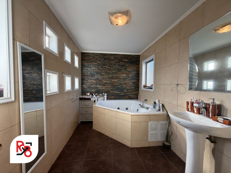 Se Vende Amplia Casa en Sector Sur Poniente de Talca