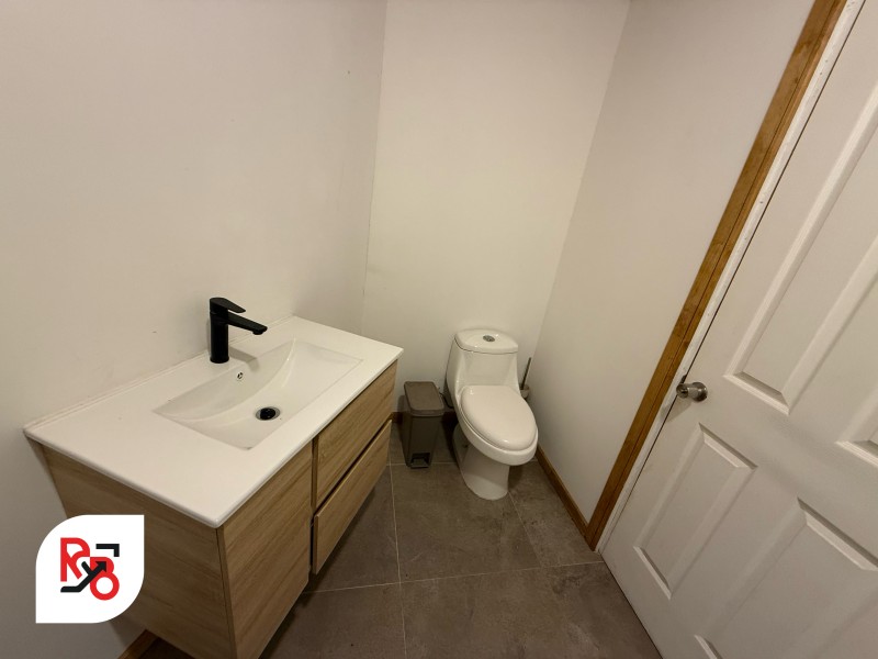 Amplia Casa en Condominio la Castellana