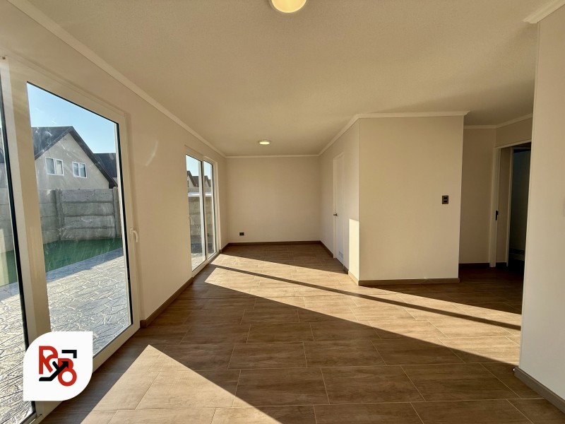 Casa en Arriendo en Hacienda Maule, Talca