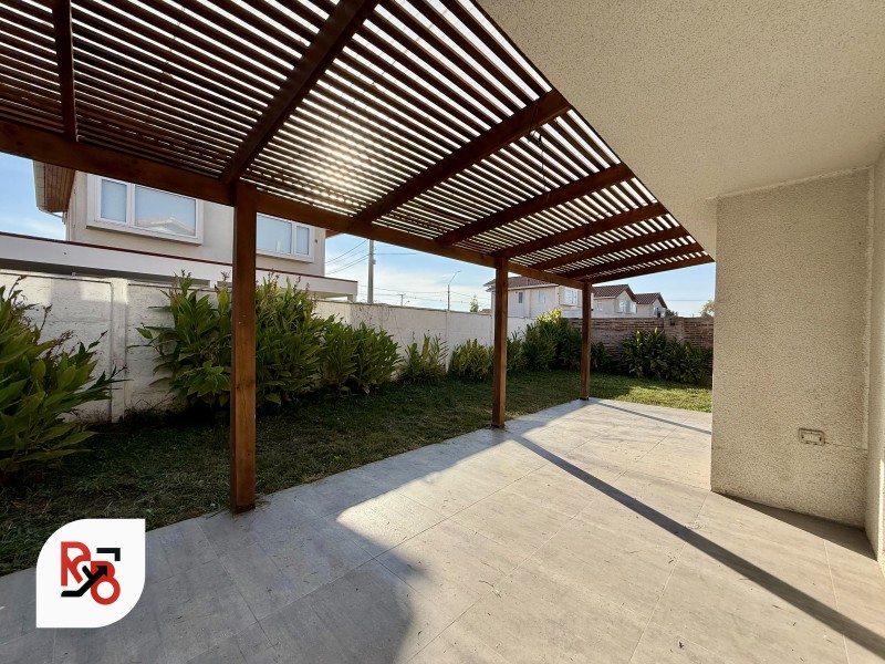 Casa en Arriendo, Condominio Alto Maule