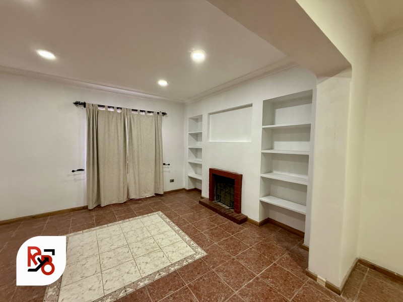 Casa Amplia 4 Oriente en Arriendo para Fines Comerciales