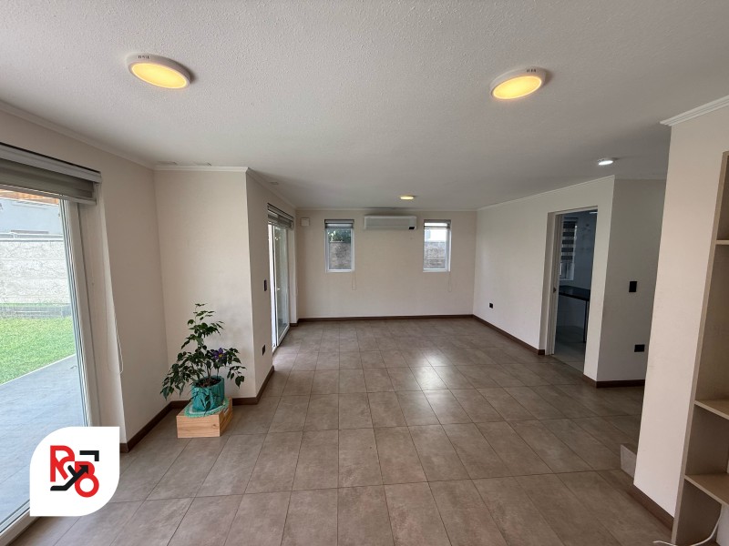 Se Arrienda Hermosa Casa en Condominio Alto Maule, Talca