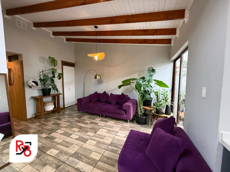 Casa Remodelada y Amoblada en Población Nacional, Talca