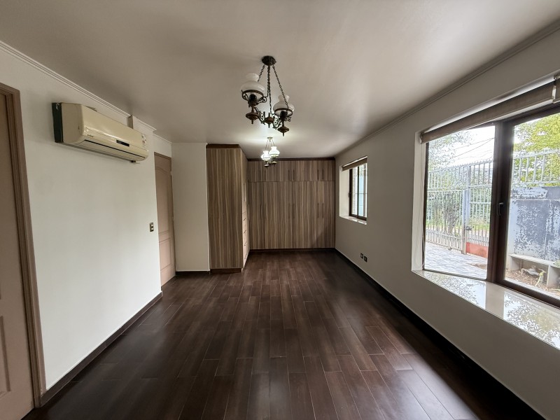 Se Vende Casa en Sector Residencial de Talca