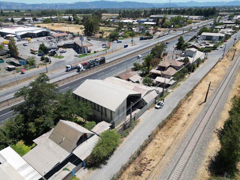 Se Arrienda Galpon de 850 Mts en Maquehua, Curicó