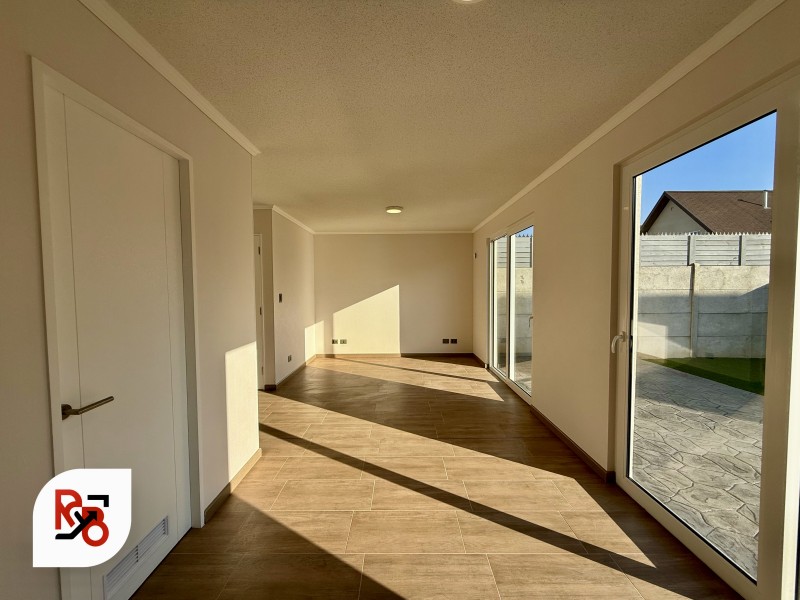 Casa en Arriendo en Hacienda Maule, Talca
