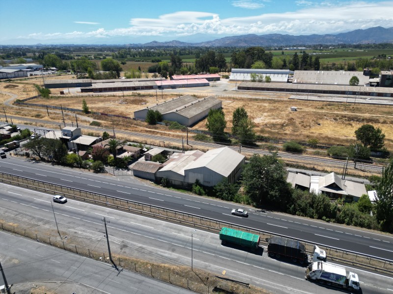 Se Arrienda Galpon de 850 Mts en Maquehua, Curicó