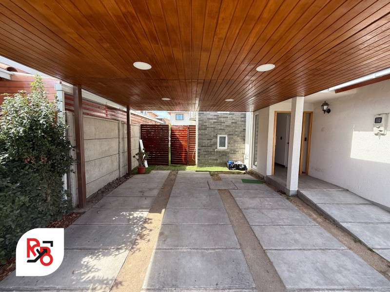 Se Arrienda Hermosa Casa en Condominio Alto Maule, Talca