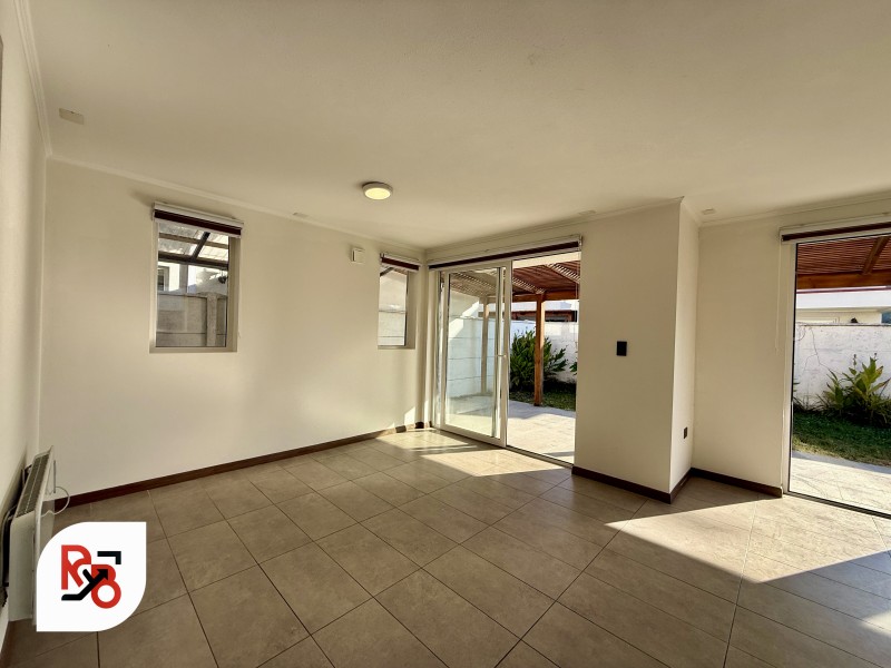 Casa en Arriendo, Condominio Alto Maule
