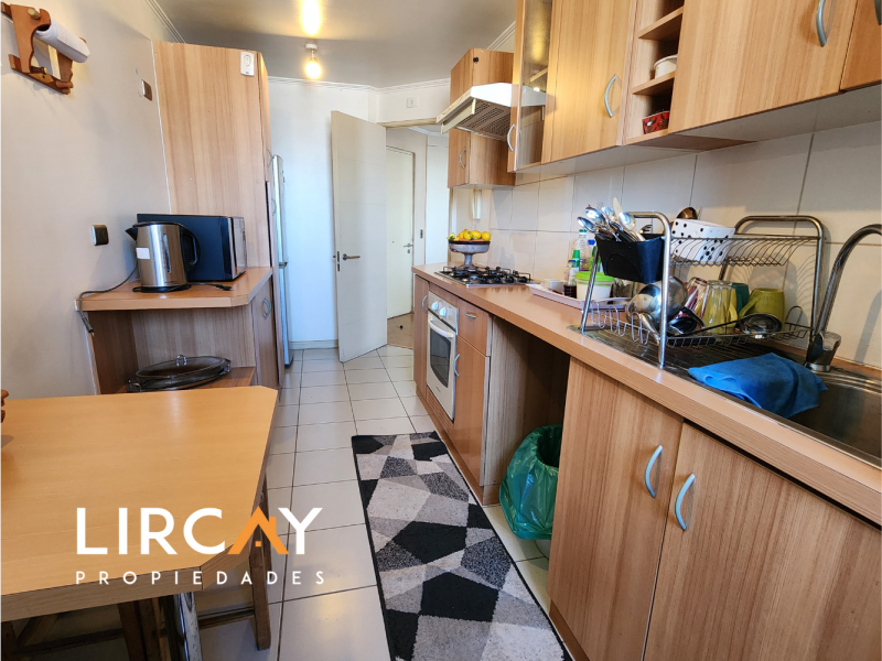 Amplio Departamento en Zona Central de Talca, 4D 2B.