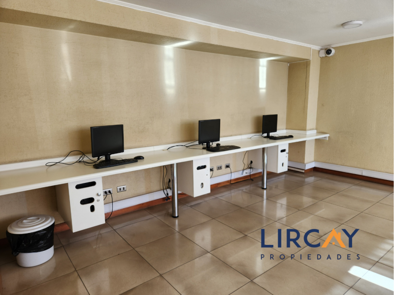 Amplio Departamento en Zona Central de Talca, 4D 2B.