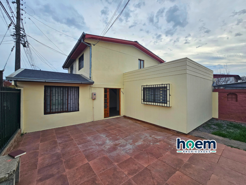 Arriendo Remodelada Casa A Pasos de Av. Colín y Lider