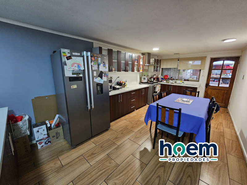 Amplia Casa Remodelada en Talca Con Terreno de 300 M²