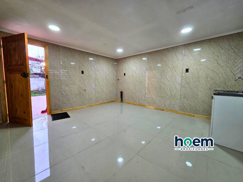 Arriendo Remodelada Casa A Pasos de Av. Colín y Lider