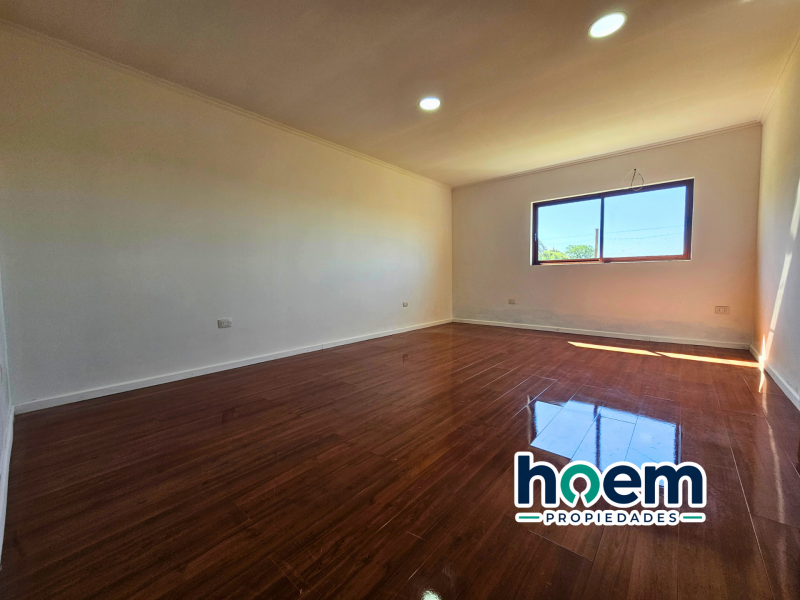 Parcela en Venta Con Moderna Casa, Cerca de Talca