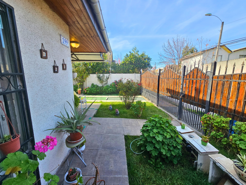Casa en Venta en Villa Santa Teresita de Colín, Maule Norte.