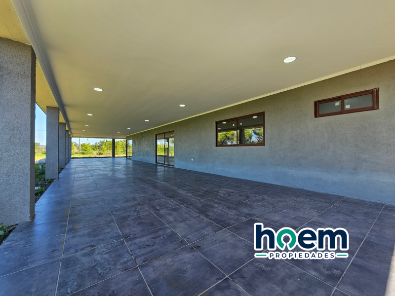 Parcela en Venta Con Moderna Casa, Cerca de Talca