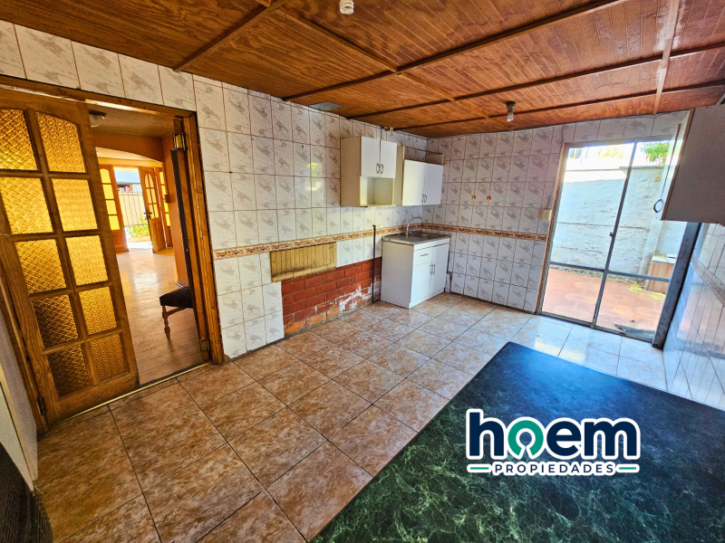 Espaciosa Casa en Villa Don Sebastian, Talca