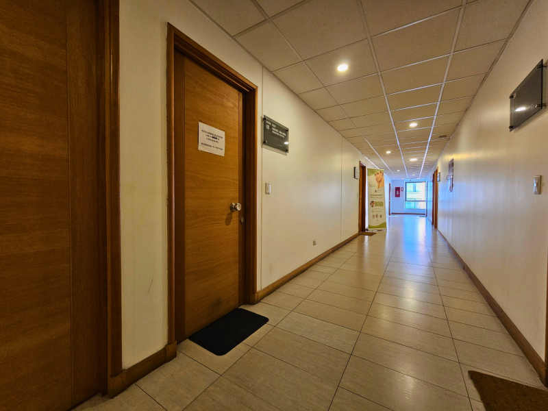 Oficina en Venta Frente Plaza de Armas, Edificio Plaza Talca