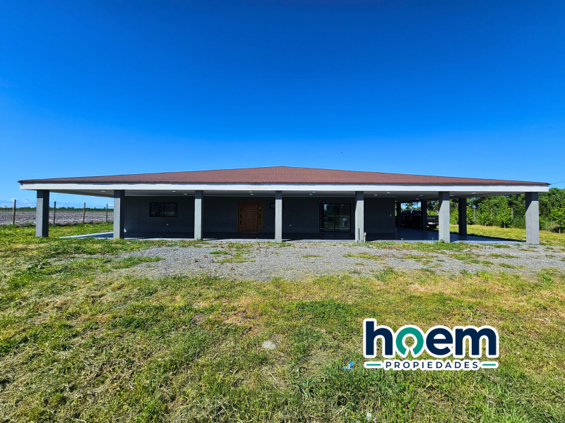 Parcela en Venta Con Moderna Casa, Cerca de Talca