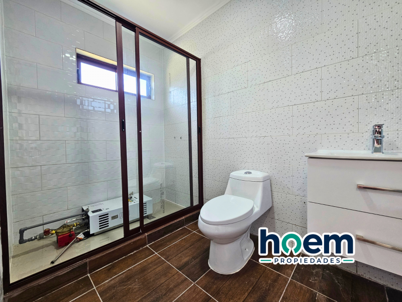 Parcela en Venta Con Moderna Casa, Cerca de Talca