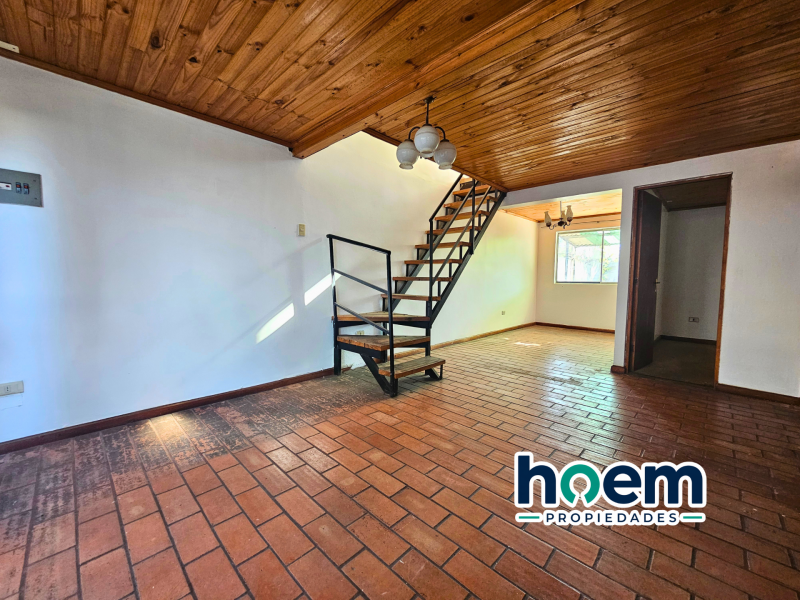 Casa en Venta en Villa Doña Ignacia I, Talca.