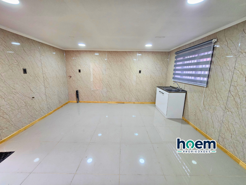Arriendo Remodelada Casa A Pasos de Av. Colín y Lider