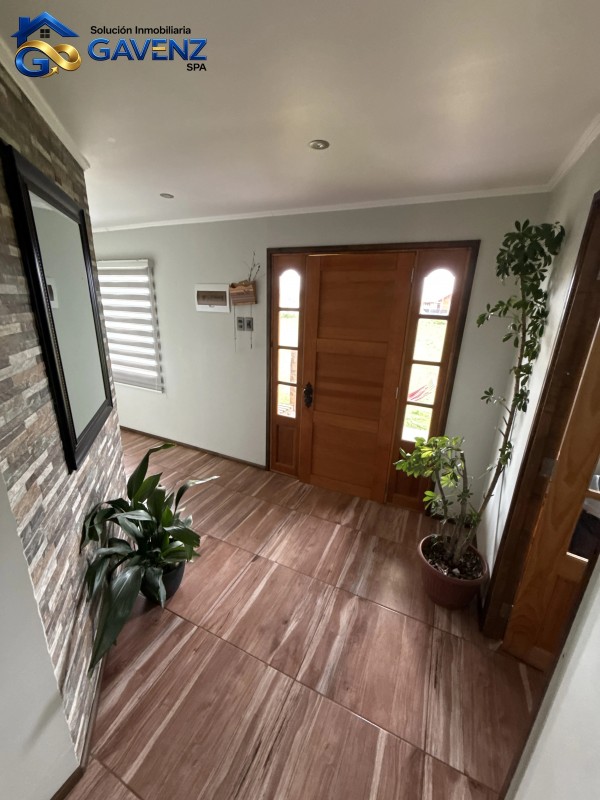 Parcela de 5.000 M² Con Casa de 152 M² en Exclusivo Sector