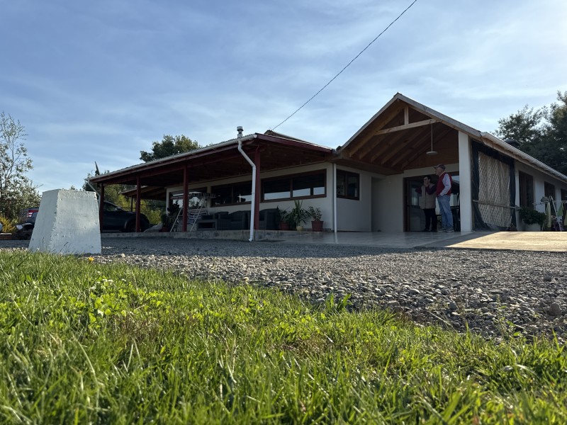 Se Vende Casa Premium, 2,5 Ha Con Vertiente + Pozo + Galpón