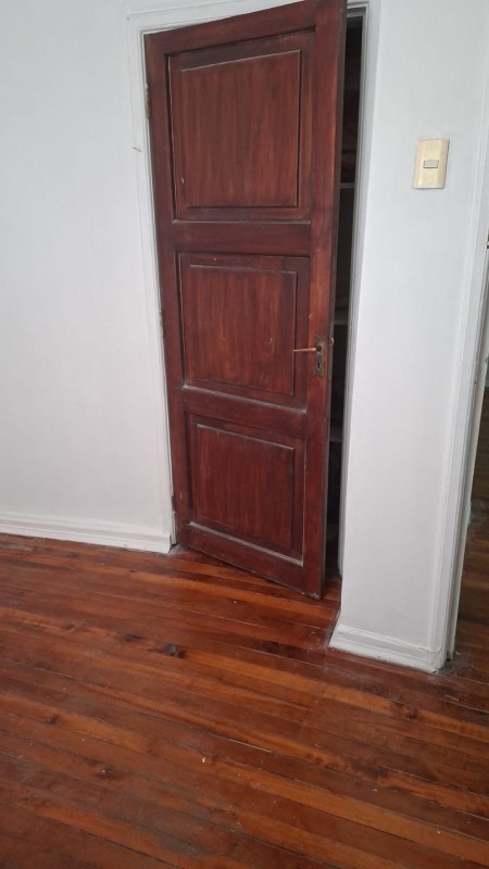 Pequeno Centro Médico Equipado en Excelente Ubicación