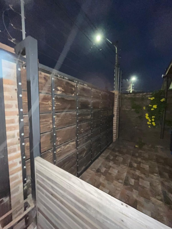 Calle Lucca, Villa Vista Sur