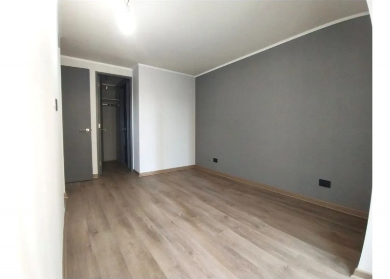 Elegante y Luminoso Departamento Con Finas Terminaciones