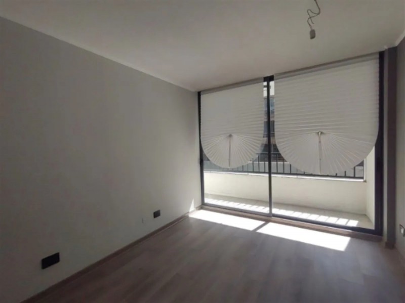 Elegante y Luminoso Departamento Con Finas Terminaciones