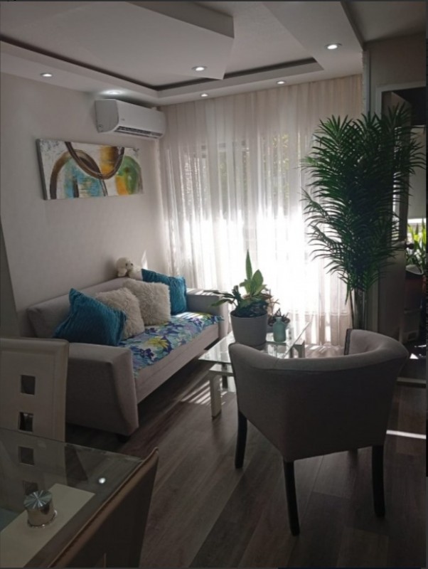 Departamento en Venta 2D 1B 1Est Independencia