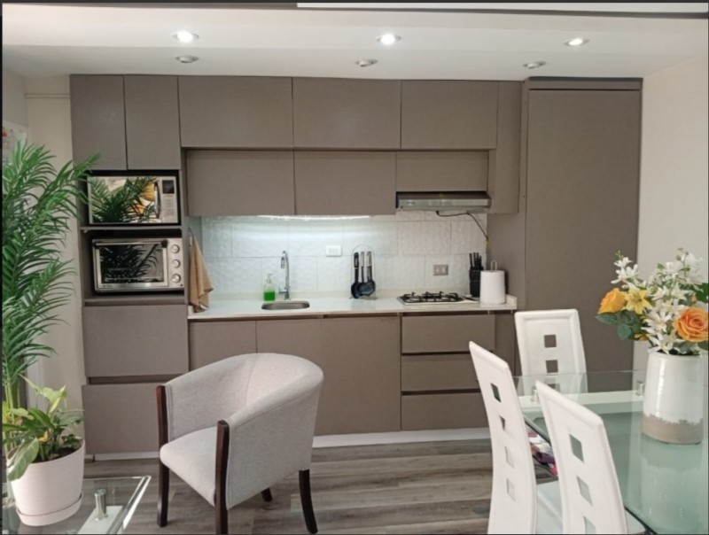 Departamento en Venta 2D 1B 1Est Independencia
