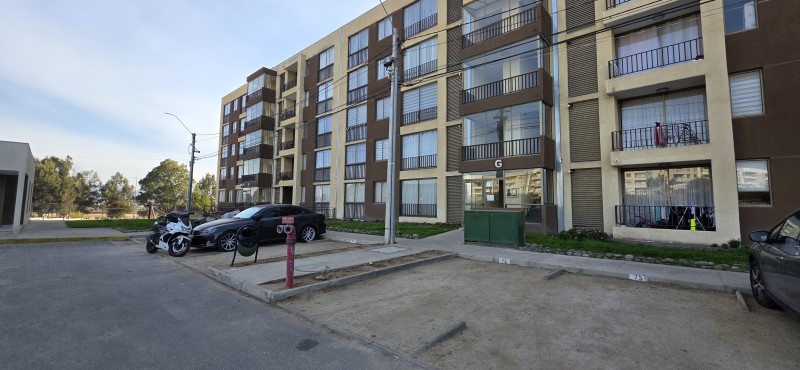 Fotografía de Departamento en 4° Piso, 2 Dorm, 1 Baño y Estacionamiento