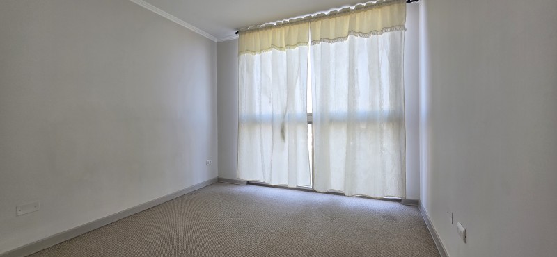 Departamento en 4° Piso, 2 Dorm, 1 Baño y Estacionamiento
