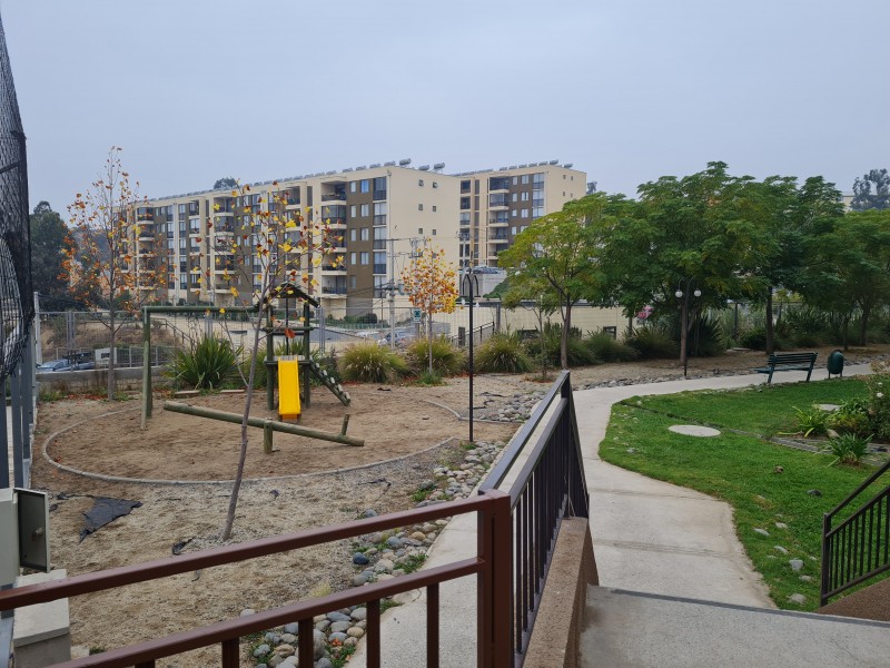 Departamento en 4° Piso, 2 Dorm, 1 Baño y Estacionamiento