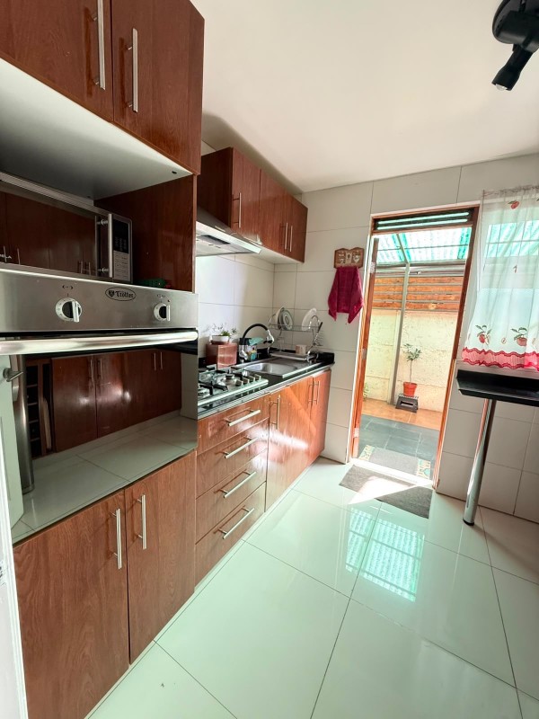 en Venta Casa Ubicada en Barrio Bosque Andino, Machalí.