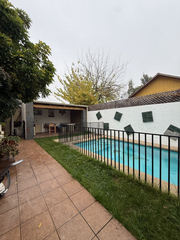 Arrendamos Casa en Condominio A Pasos del Colegio Montessori