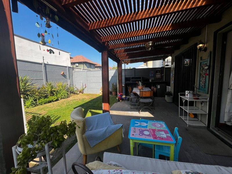 Vendemos Excelente Casa en Hacienda la Esmeralda, Talca