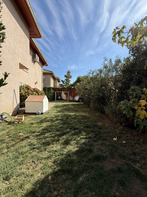 Vendemos Excelente Casa en Parque del Sol, Talca