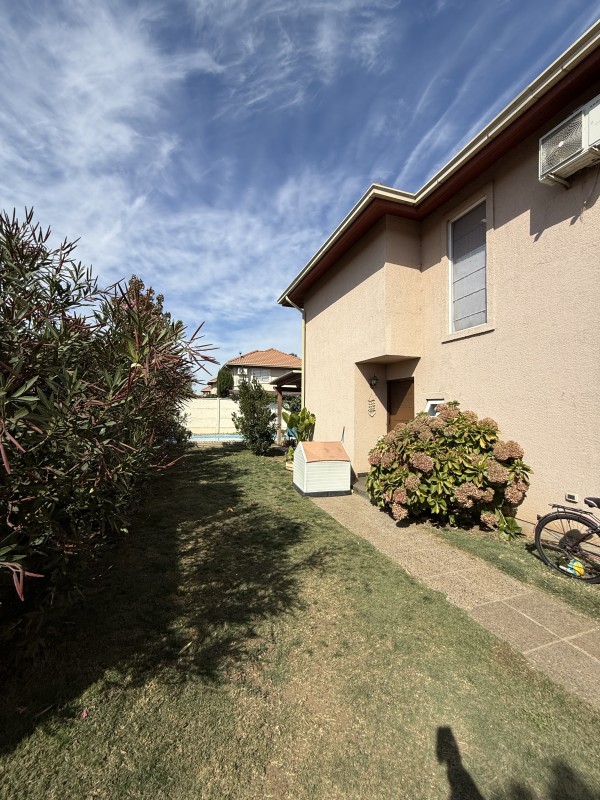 Vendemos Excelente Casa en Parque del Sol, Talca