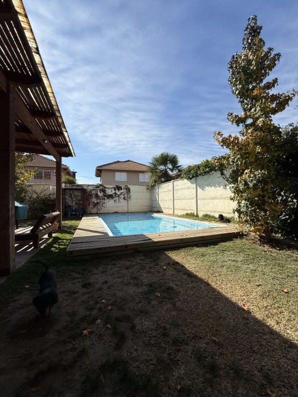 Vendemos Excelente Casa en Parque del Sol, Talca