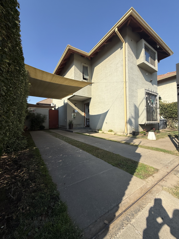 Fotografía de Vendemos Excelente Casa en Hacienda la Esmeralda, Talca
