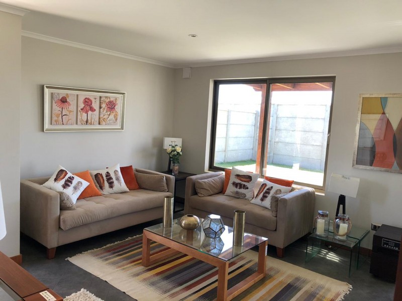 Arrendamos Casa en Hacienda la Esmeralda-Talca