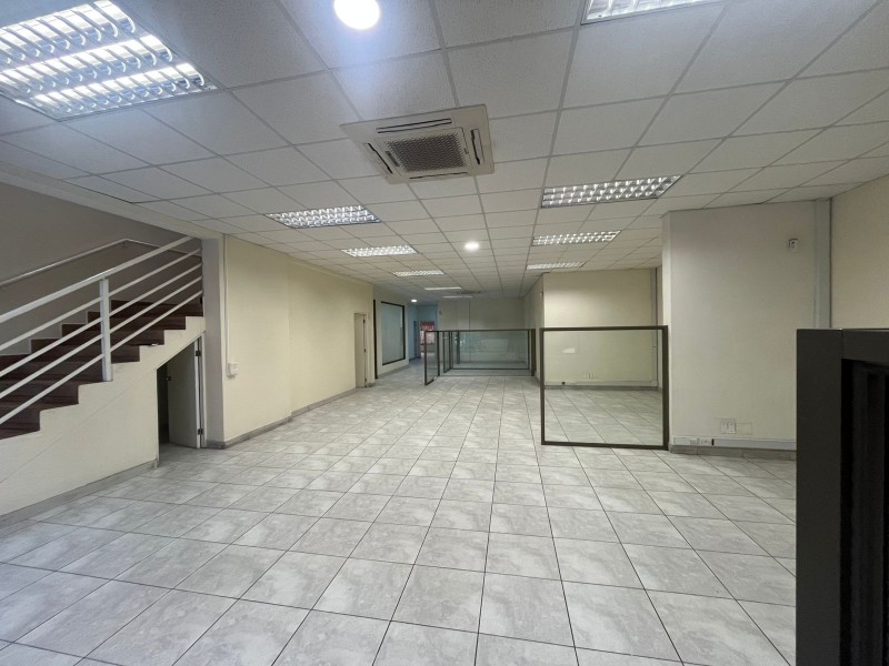Vendemos Excelente Local Comercial en el Centro de Talca