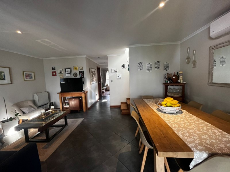 Vendemos Excelente Casa en Hacienda la Esmeralda, Talca