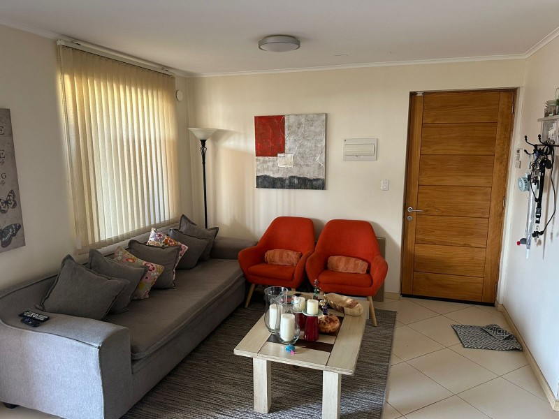 Arrendamos Excelente Casa en Parque San Valentin, Talca