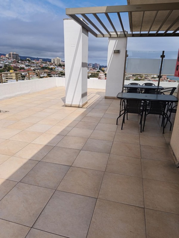 Vende Depto.edificio Miramar Viña del Mar